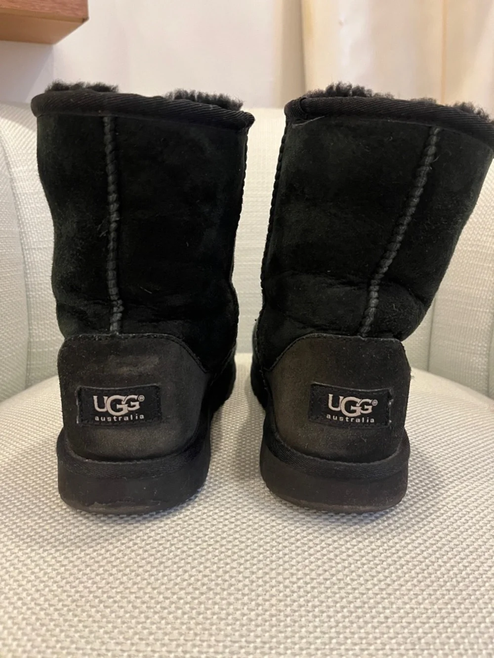 Ugg Women's Black Suede Cozy Winter Boots - Picture 3 of 5